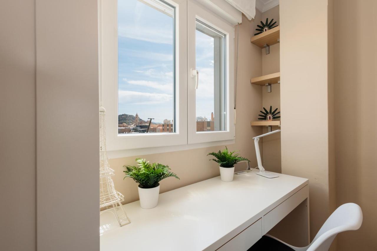 In The Historic Center Of Malaga, Very Close To The And The Ave Train Station, With Private Parking *